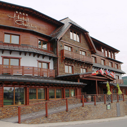 Exterieur de balustrade près de l'htel de luxe Galileo