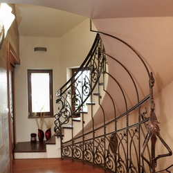Balustrade sur mesure fabriquée pour une maison individuelle à plusieurs étages Balustrade sur mesure fabriquée pour une maison individuelle à plusieurs étages