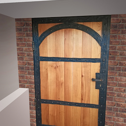 Portes d'entre forges avec bois