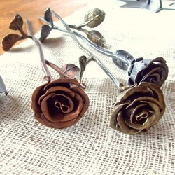 Roses forges qui ne fanent jamais  un cadeau pour toutes les occasions