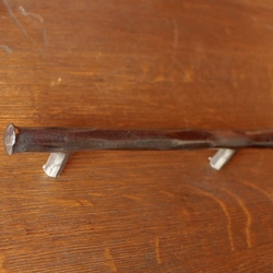 Poigne forge pour meubles de cuisine et mobilier, finition par polissage et laquage