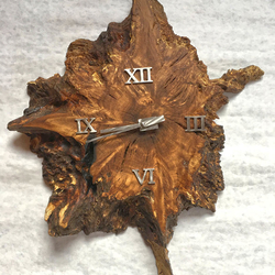 Design oak clock – luxury wall clock designed by nature itself