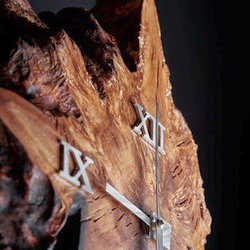 Horloges exclusives en bois de chêne - pièces originales fabriques à la main