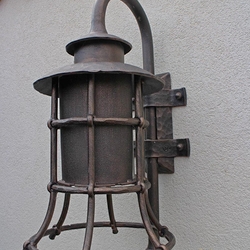 Lampe en fer forgé avec abat-jour
