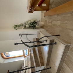 Garde-corps forg fabriqu pour l'escalier intrieur de l'glise