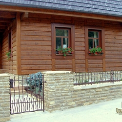 A wrought iron fence BABIKA - cottage - 'Seclusion near the forest'