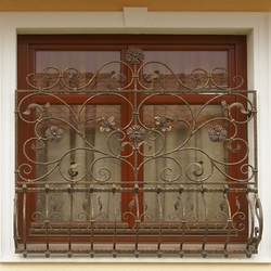 Grilles décoratives en fer forgé de UKOVMI pour fenêtres de maison familiale Grilles décoratives en fer forgé de UKOVMI pour fenêtres de maison familiale