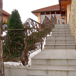 Garde-corps en fer forgé – L'escalier de jardin Garde-corps en fer forgé – L'escalier de jardin