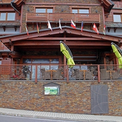 Eingangs- und Terrassengelnder  Hotel Galileo